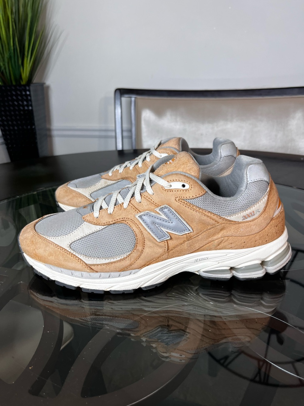 New Balance 2002R Sweet
Caramel Brown Grey
M2002RHM Men's Sz 13